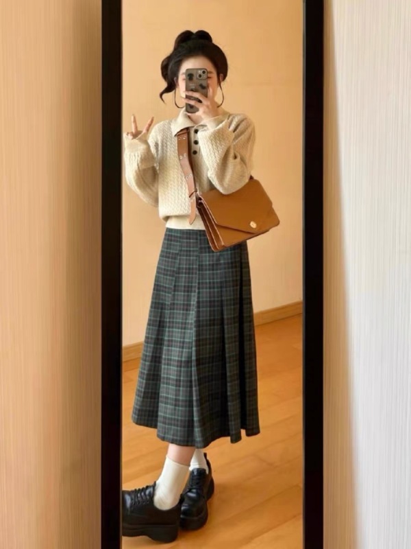 秋季女裝2023新款茶系穿搭一整套奶系減齡法式小香風連衣裙子套裝