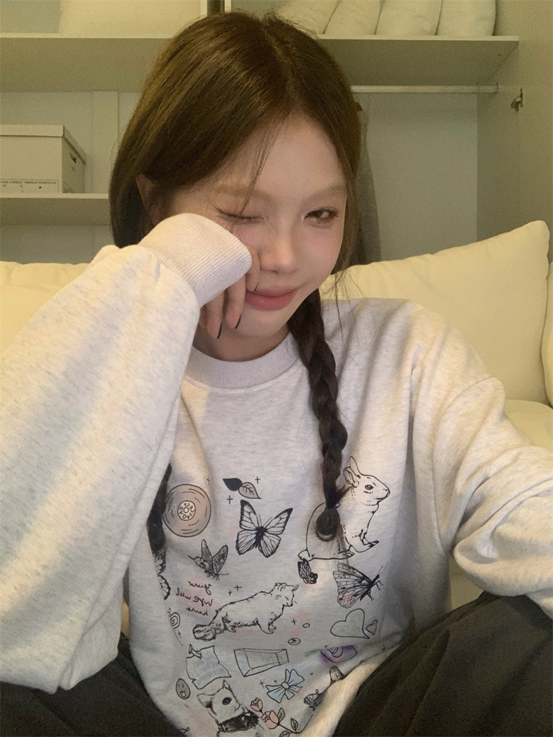 Real shot original Korean style ghost horse girl cute bunny plus velvet round neck loose sweatshirt