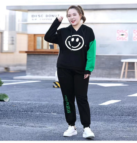 300 pounds extra large size women's fat mm fashionable suit women's trendy two-piece set hooded top casual sweatpants 250
