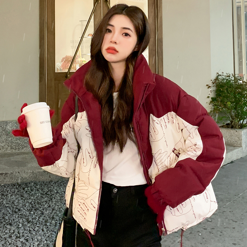 YaYa same style 2023 new down jacket for women, short fashionable design, printed splicing, loose stand-up collar bread jacket