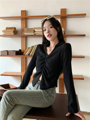 Actual shot of Pure Desire Hot Girl's slim-fitting long-sleeved inner layered shirt for women with solid color polo lapel top