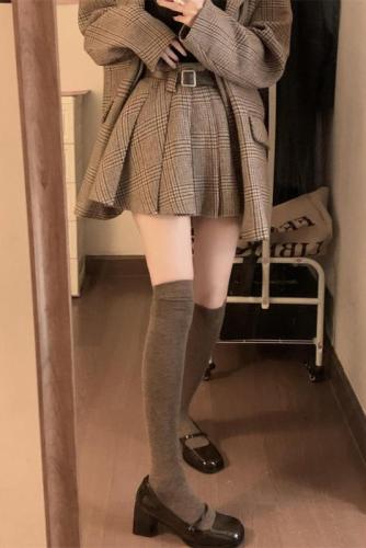 Real shot ~ 2023 Korean college style suit plaid blazer retro high waist pleated skirt one-piece set