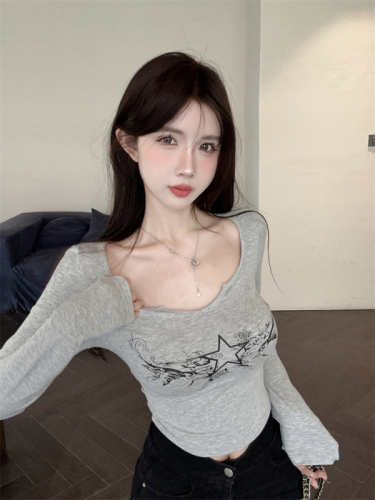 Real shot~Fashionable retro printed square neck long-sleeved T-shirt with sexy design and navel-baring short top for hot girls