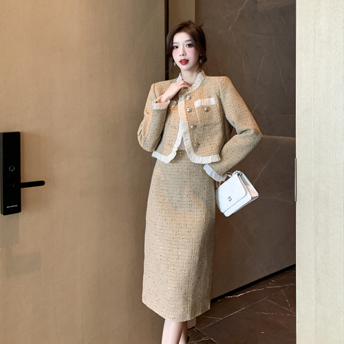 Actual shot of the new autumn and winter retro high-end temperament celebrity waist slimming small fragrant skirt suit two-piece set