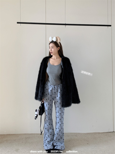 Real Shot Film Diary Korean Style Lazy Style Fur Jacket Bottoming Suspenders Cartoon Cat Flared Pants