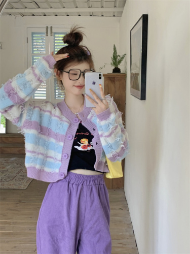 Real shot of rainbow knitted sweater long-sleeved sweater jacket early autumn lazy style contrasting design top