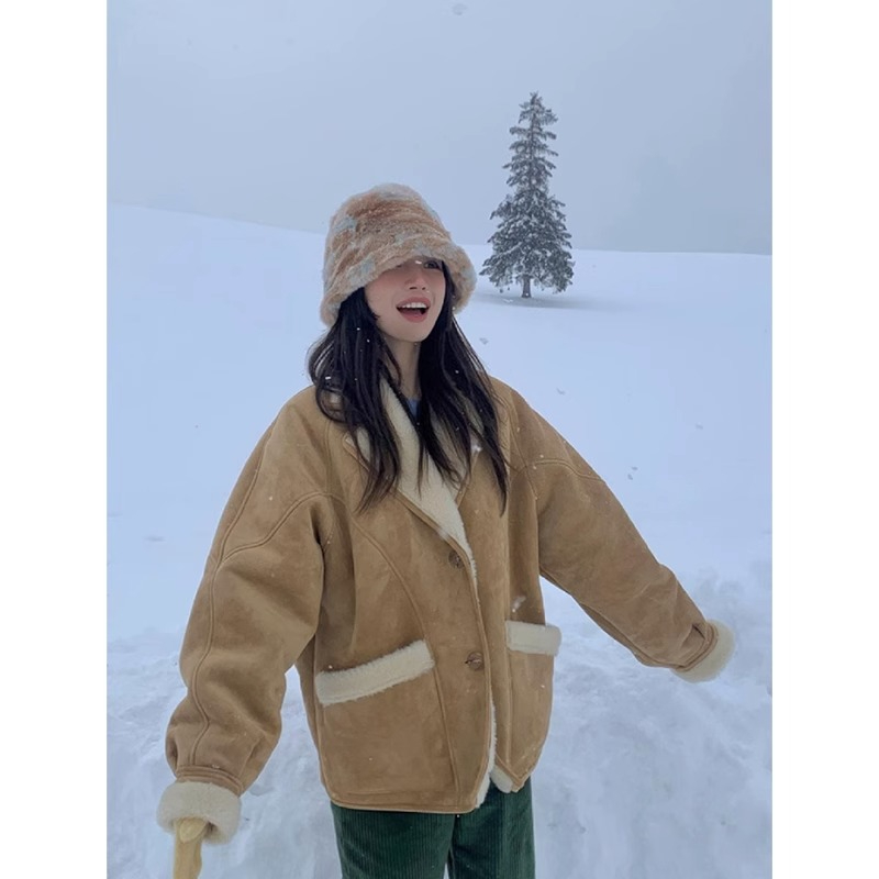 Suede short coat women's autumn and winter lamb wool 2023 new style small fragrant style fur integrated lamb wool cotton coat winter