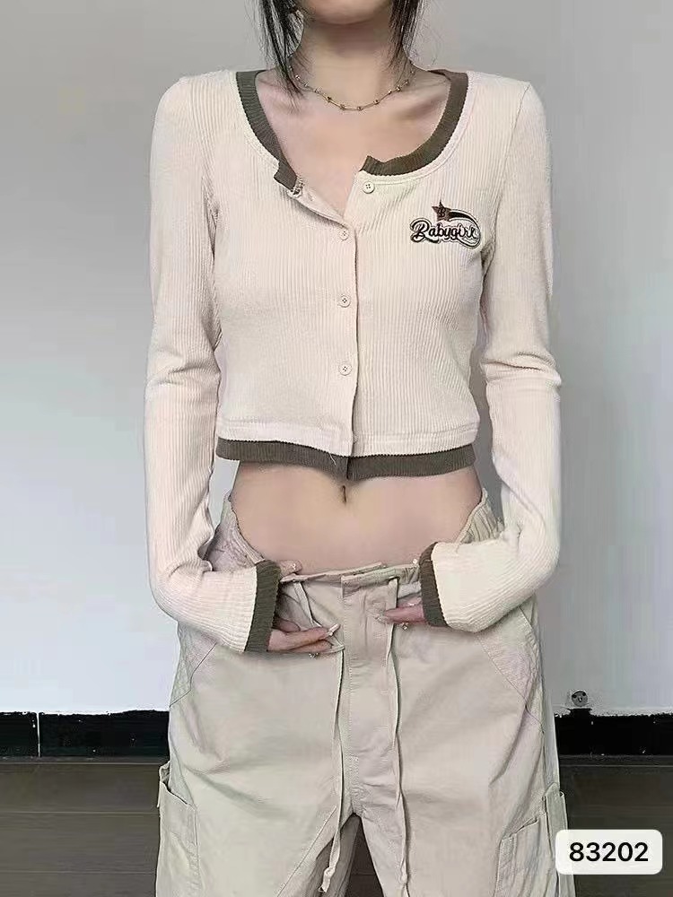 秋季新款設計感刺繡打底衫秋季時尚設計感美式辣妹修身上衣女