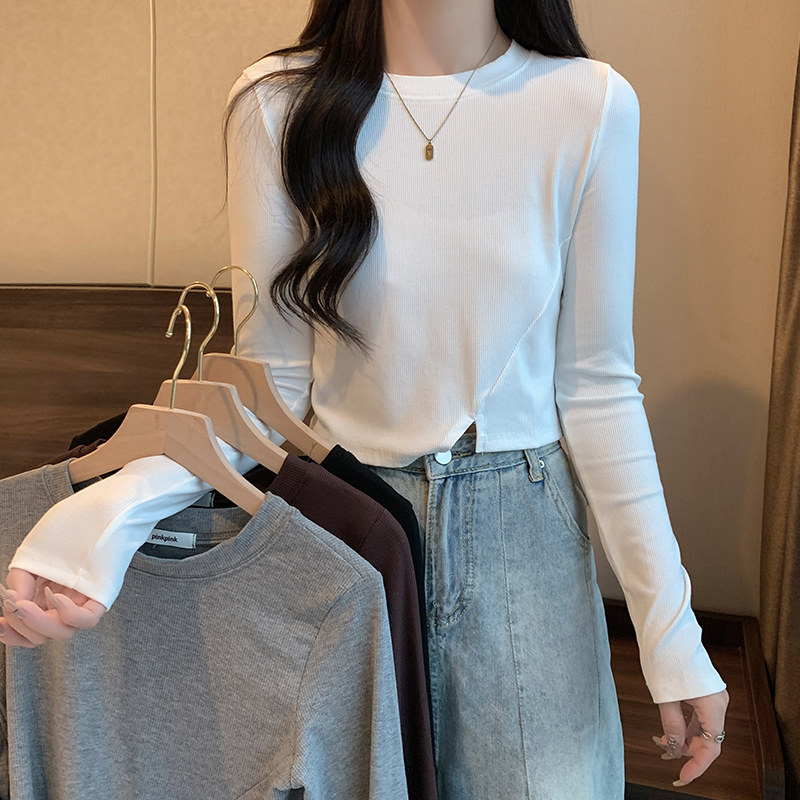 Real shot of women's bottoming shirt with long-sleeved T-shirt in autumn, new design, hot girl short top, trendy
