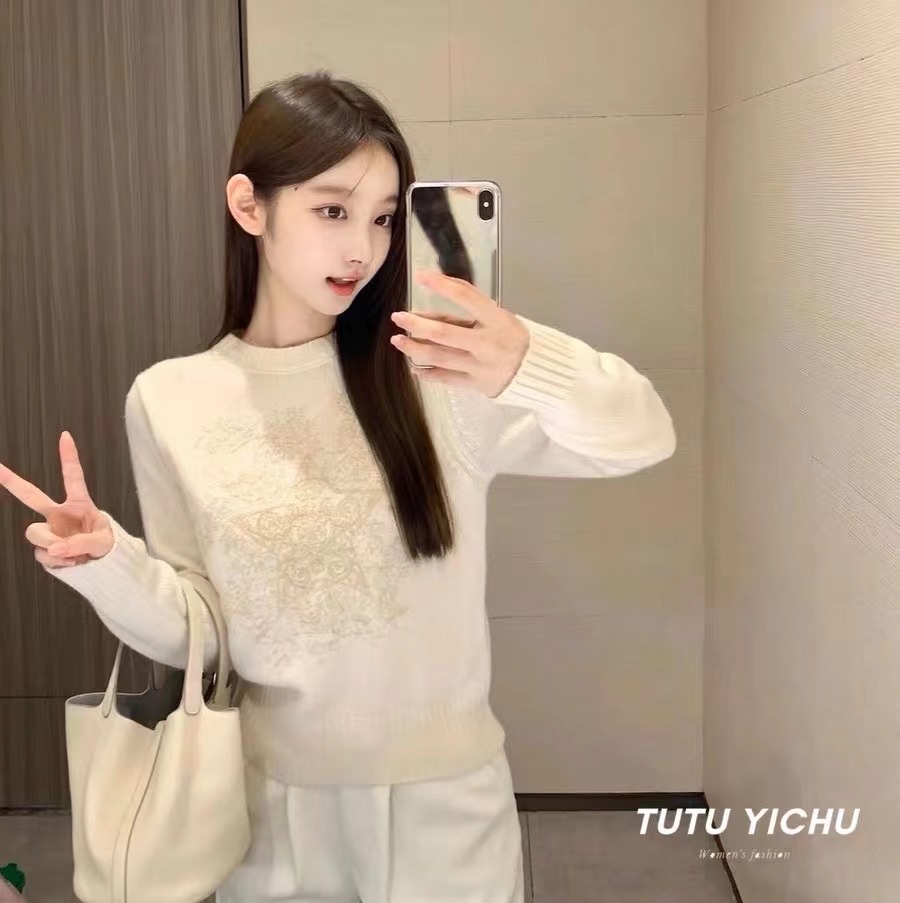 五角星刺繡白色套頭毛衣女新款2023春秋長袖毛衫設計高級感上衣潮