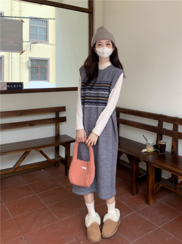 Actual shot of new autumn and winter styles~Korean style round neck contrasting color knitted vest dress loose casual sleeveless dress for women