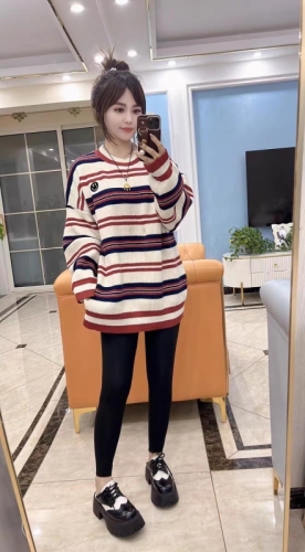 Striped knitwear women's long-sleeved European goods  new fashion loose and versatile round neck colorful striped sweater