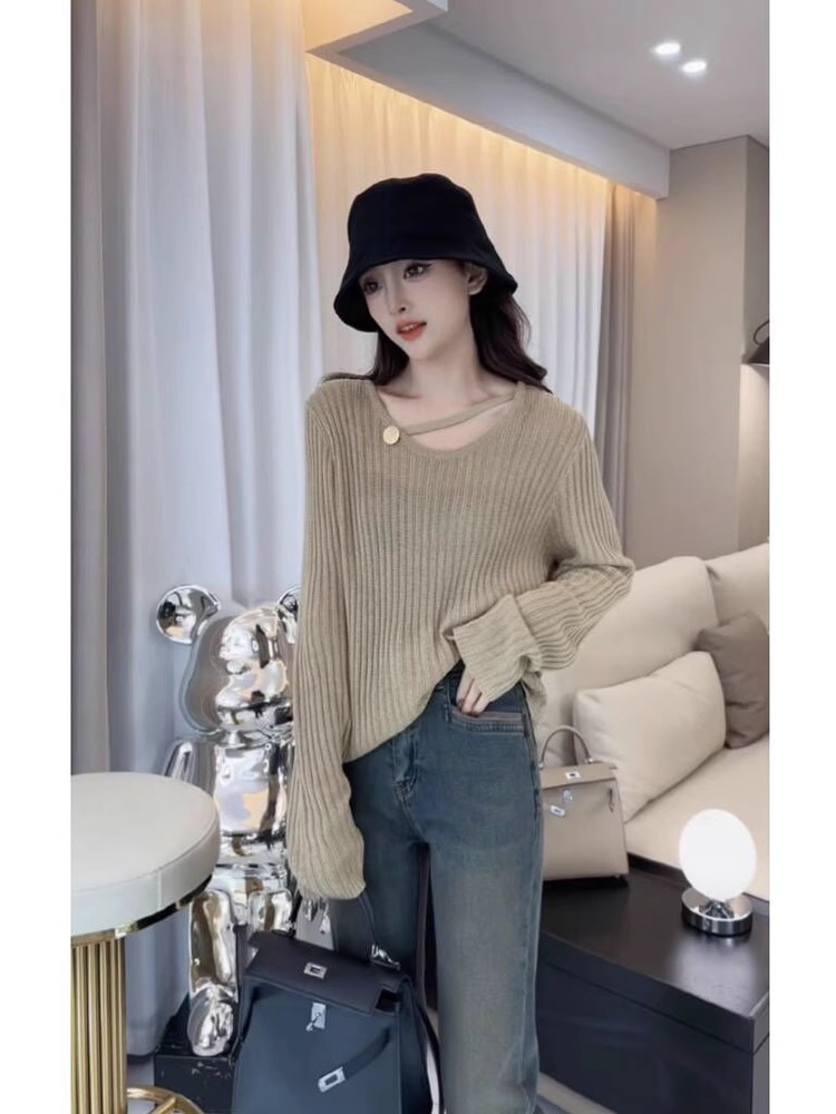 法式洋氣小心機氣質針織衫女秋裝時尚寬鬆休閒顯瘦內搭打底衫上衣