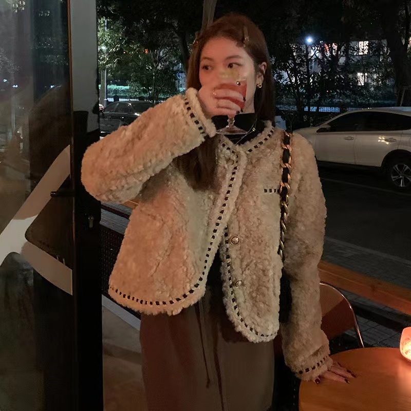 Xiaoxiangfeng coat women's imitation lamb fur coat high-end spring autumn winter braided thickened loose top