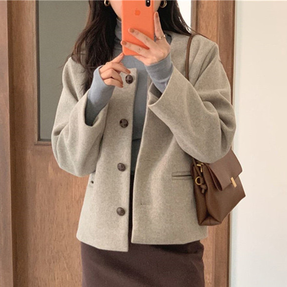 Single-breasted round neck woolen short jacket for women 2023 autumn and winter Korean style small woolen suit top large size