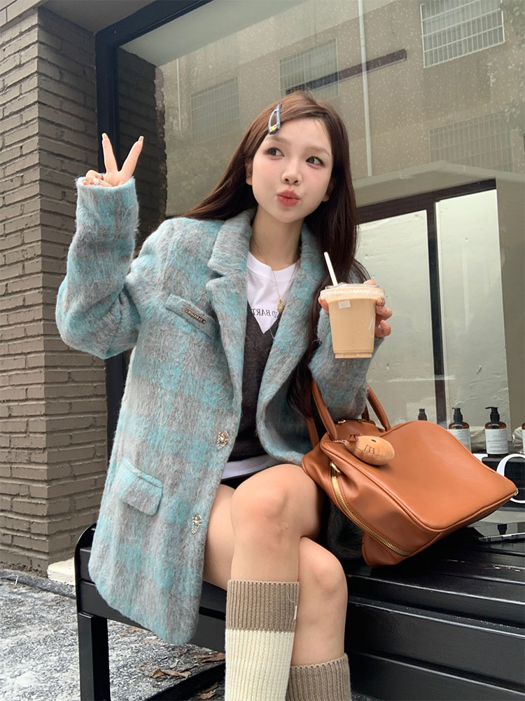 Actual shot of autumn and winter Korean chic small fragrant wool contrasting blue plaid thickened warm suit jacket