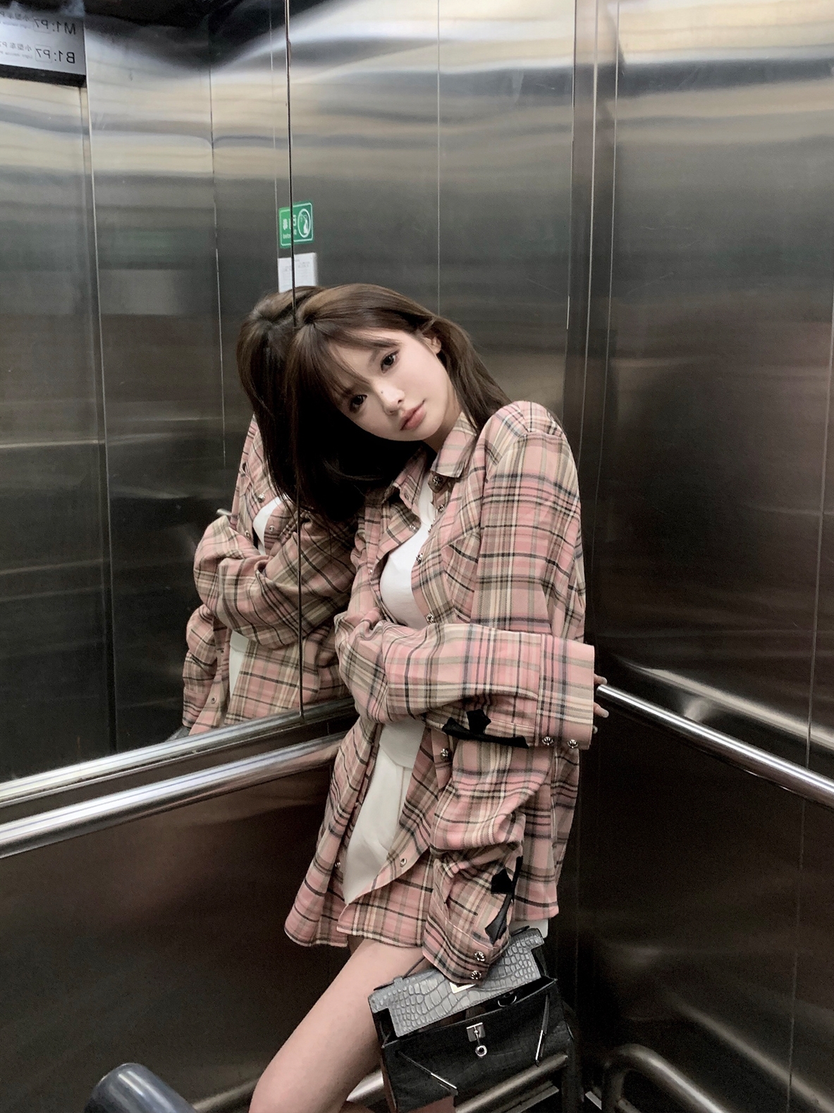 粉色格子襯衫外套女春夏季小個子設計感小眾上衣薄款寬鬆防曬襯衣