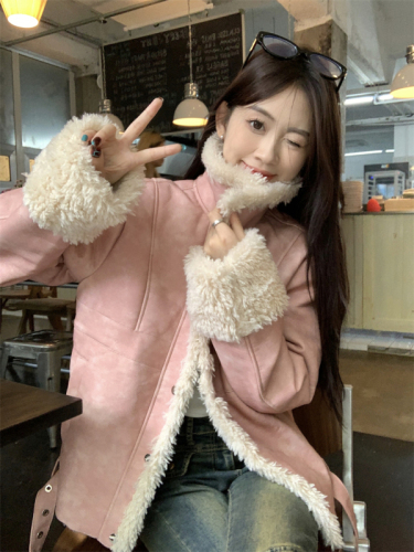 Real shot pink distressed retro craft fur one-piece jacket autumn and winter warm jacket