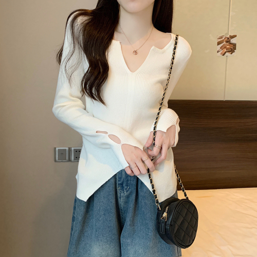 Real shot of core-spun yarn long-sleeved top sweater design trendy slit bottoming shirt for women autumn and winter V-neck warm sweater