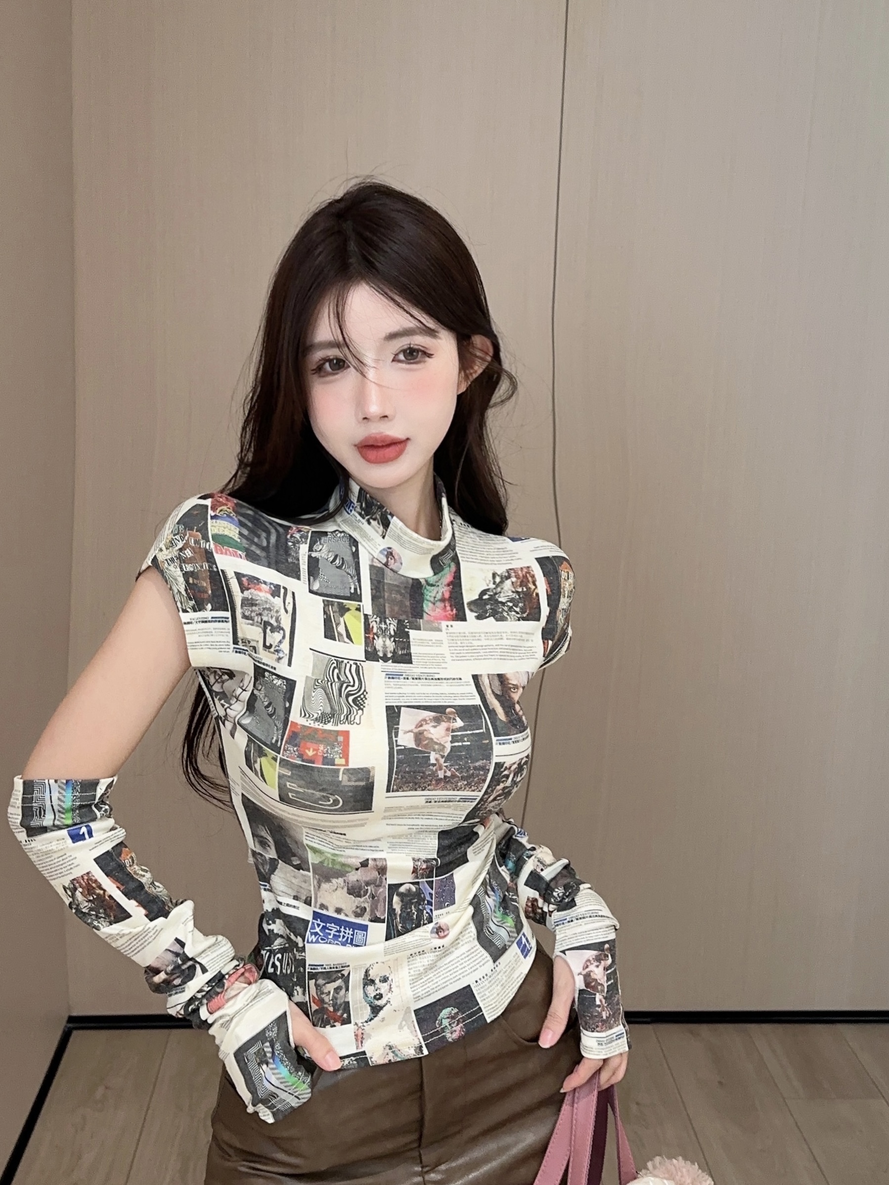 實拍 復古報紙風個性印花背心帶袖套修身顯瘦辣妹T恤 女