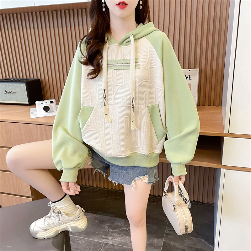 Actual shot of autumn Korean style loose Chinese cotton composite hooded raglan sleeves with straps short large size thin sweatshirt for women