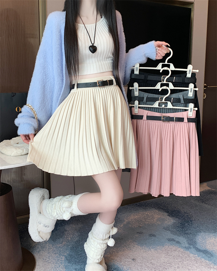 Actual shot~Autumn and winter knitted pleated skirt for women, high waist, slimming, A-line, versatile short skirt, free belt