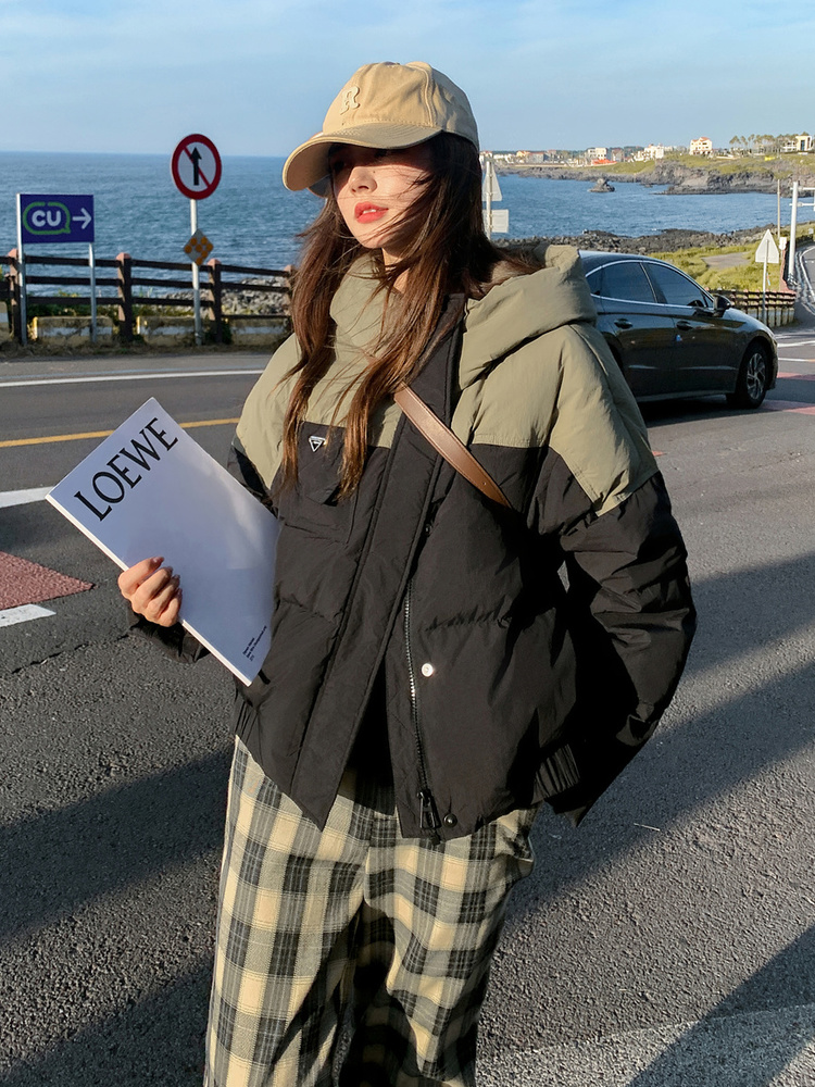 Duck and Duck Same Style 2023 Winter New Short Down Down Jacket Women's Hooded Splicing Korean Style Loose Jacket for Small People