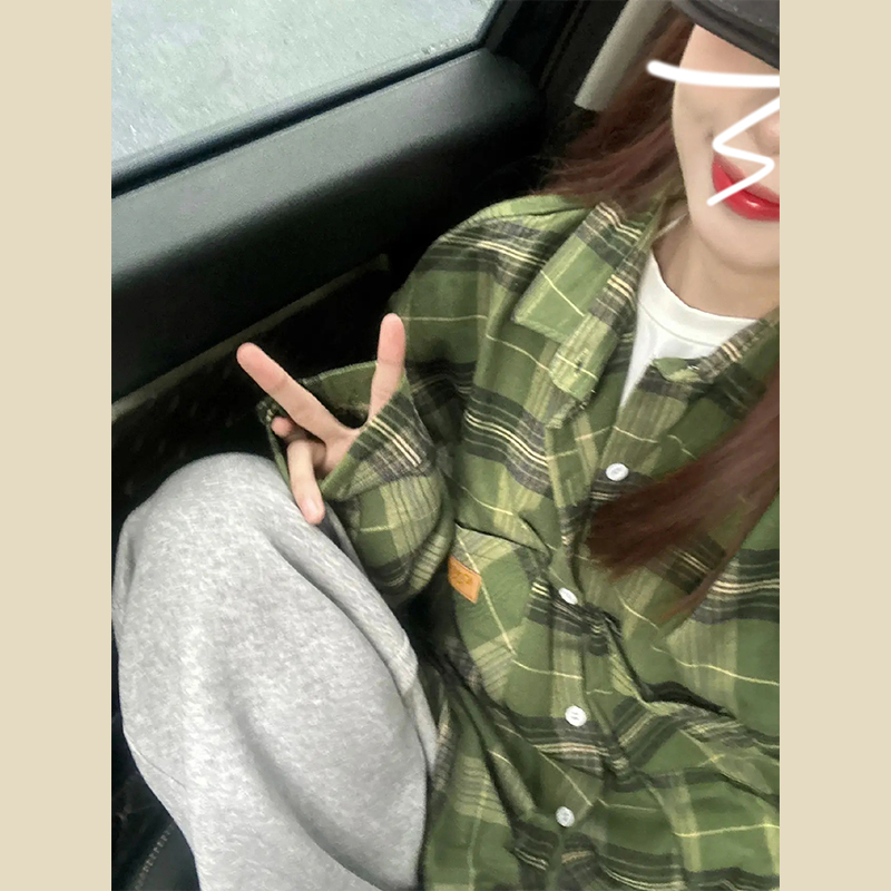 2023新款美式復古綠色格子襯衫外套女初秋季慵懶風襯衣薄長袖上衣