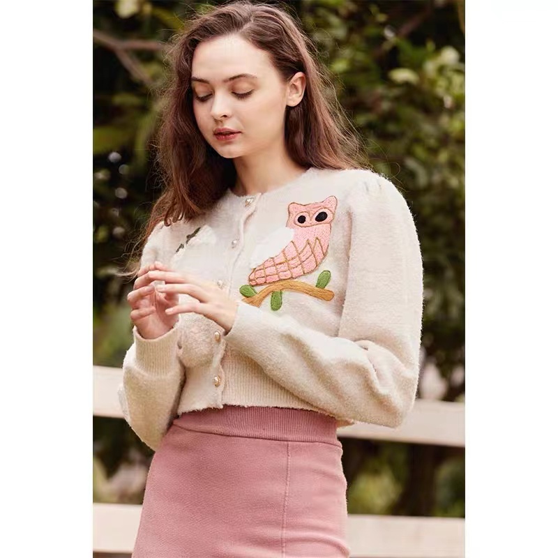 JUNGLE ME off-white classic French style cartoon embroidered short slim sweater women's knitted jacket