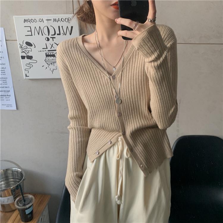 Knitted sweaters for spring and autumn casual outer wear long-sleeved tops autumn Korean style outer wear gentle V-neck cardigan jacket bract yarn