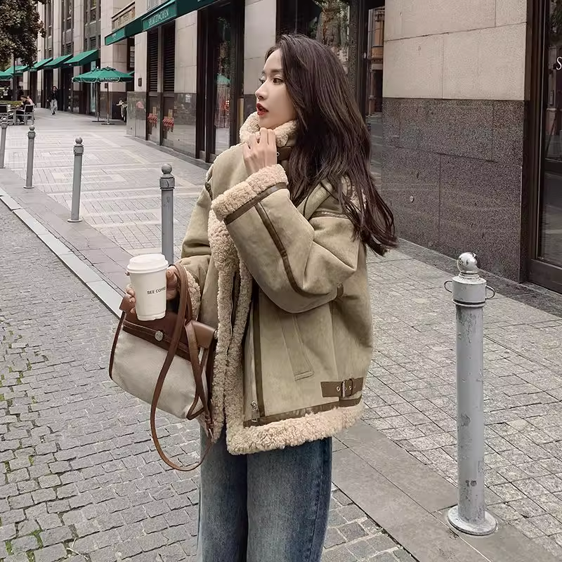 Fur integrated lamb wool coat for women winter thickened 2023 new design stitching thickened motorcycle jacket cotton coat
