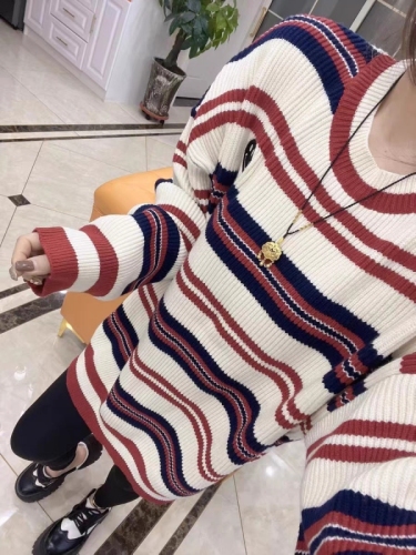 Striped knitwear women's long-sleeved European goods  new fashion loose and versatile round neck colorful striped sweater