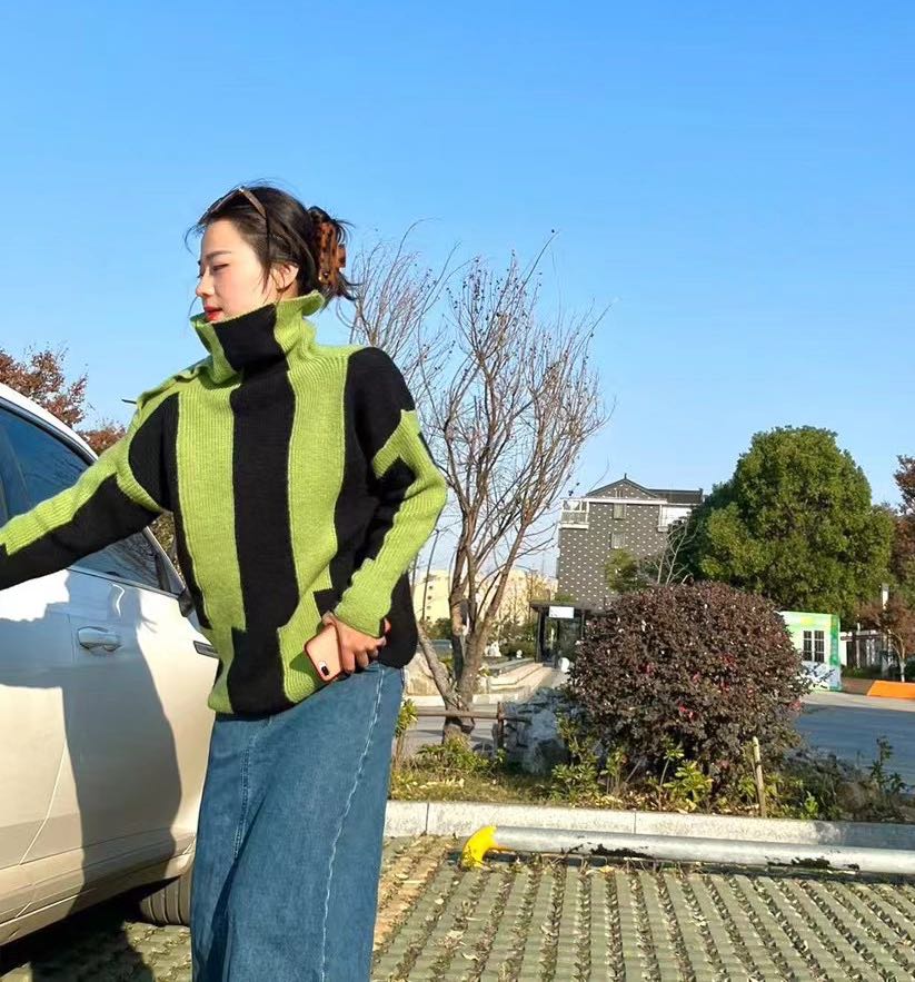 高領毛衣女春秋2023年新款慵懶風寬鬆拼色條紋中長款保暖針織上衣