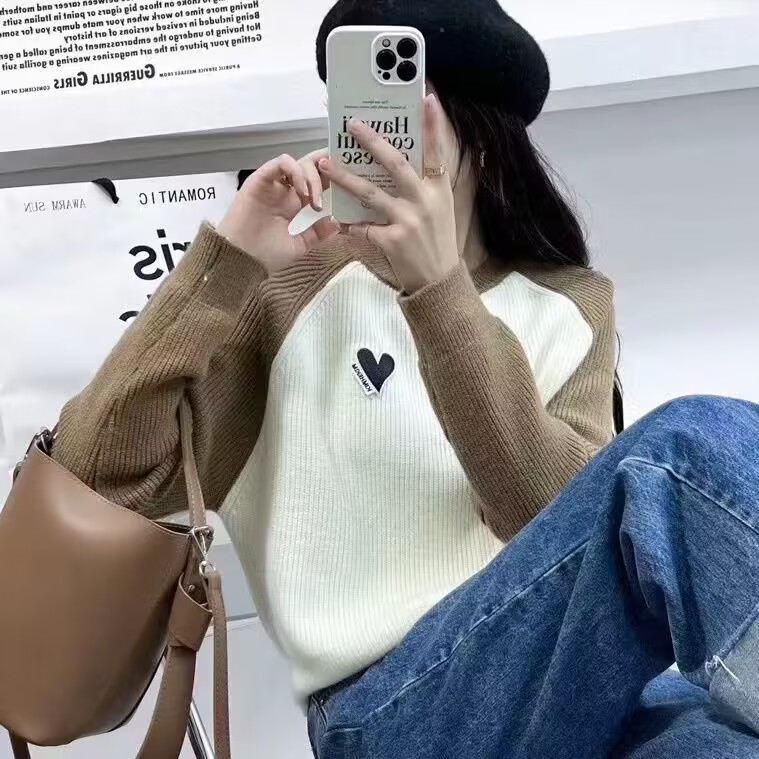 小個子慵懶風寬鬆黑白撞色愛心加厚毛衣女秋冬軟糯針織衫別致上衣