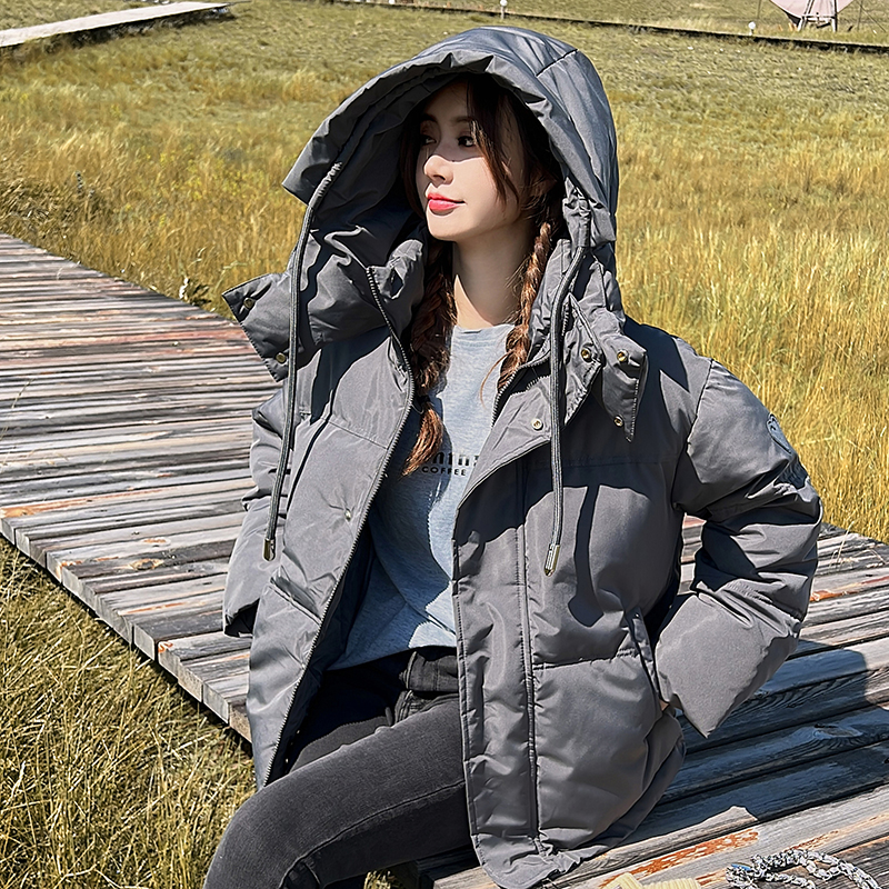 Real shot of women's cotton coat, Korean style short bread coat, small person, large size, Hong Kong style loose down jacket, student fat MM