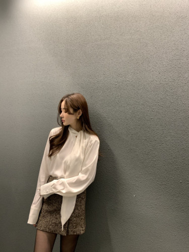 韩国chic秋季新款法式复古蝴蝶结系带长袖衬衫女显瘦叠穿气质衬衣