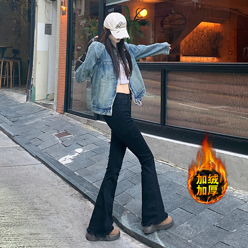 實拍2023秋季時尚毛邊微喇彈力修身喇叭牛仔褲子女