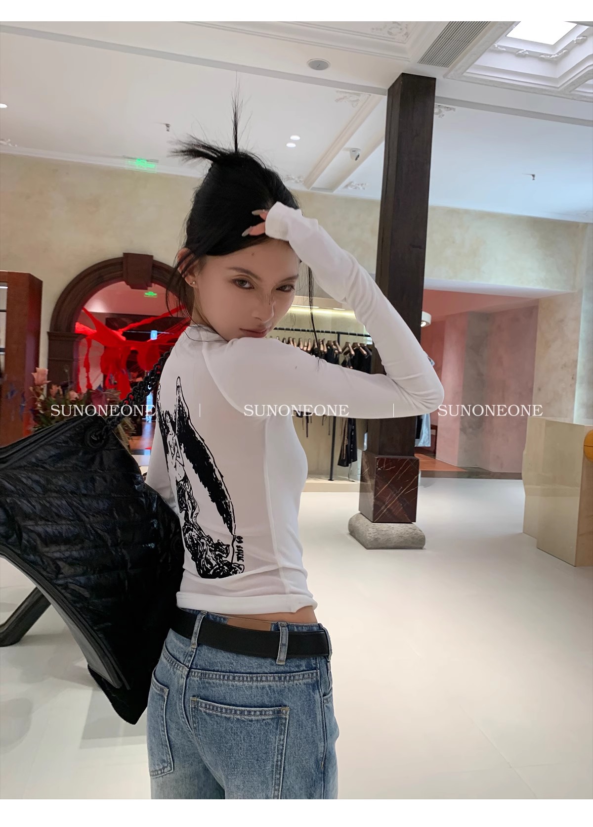 SUNONEONE 植絨印花辣妹打底衫女秋季甜辣設計感修身顯瘦長袖上衣