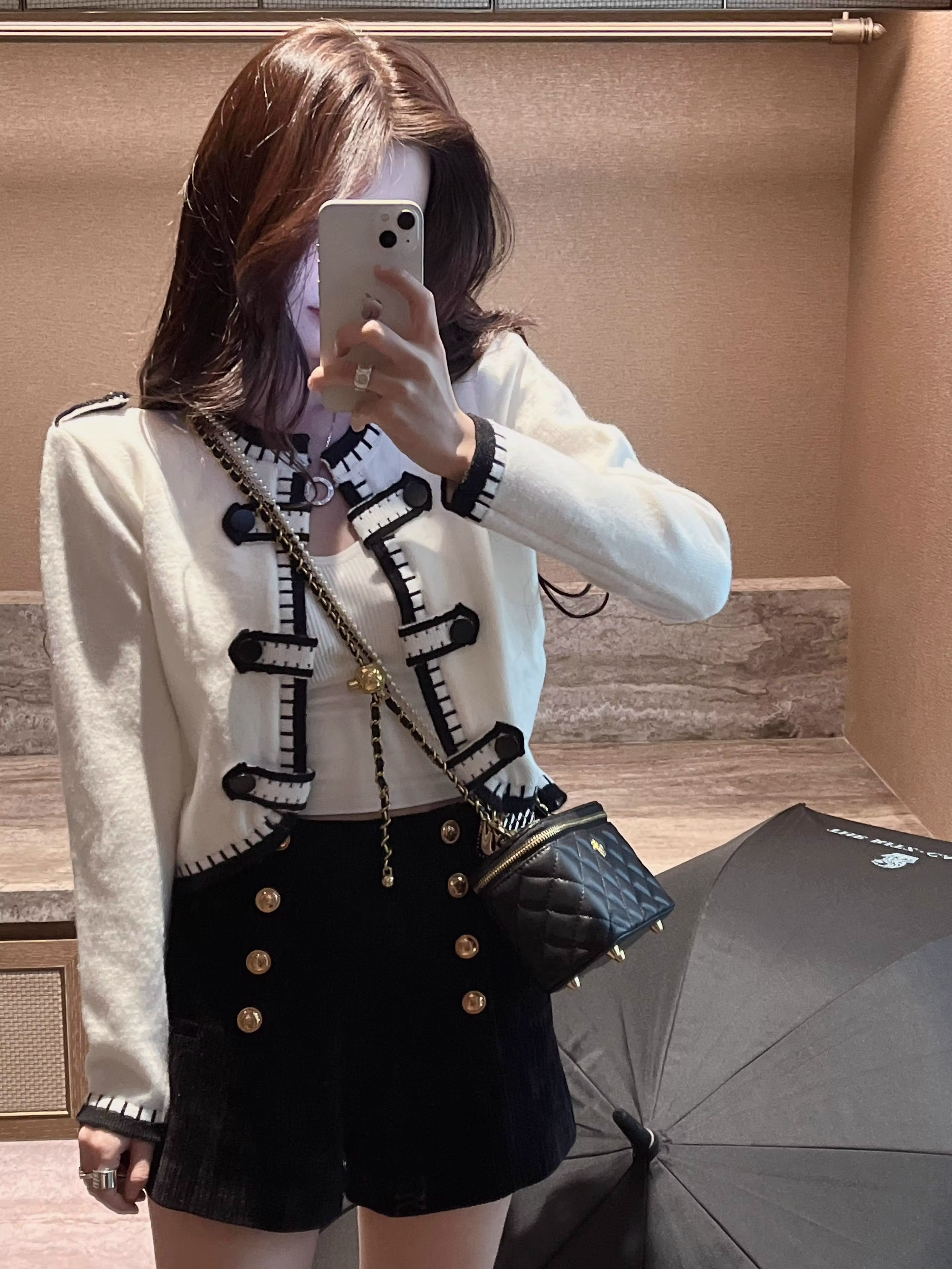 Xiaoxiangfeng knitted cardigan women's autumn and winter design niche high-end short top unique unique sweater jacket