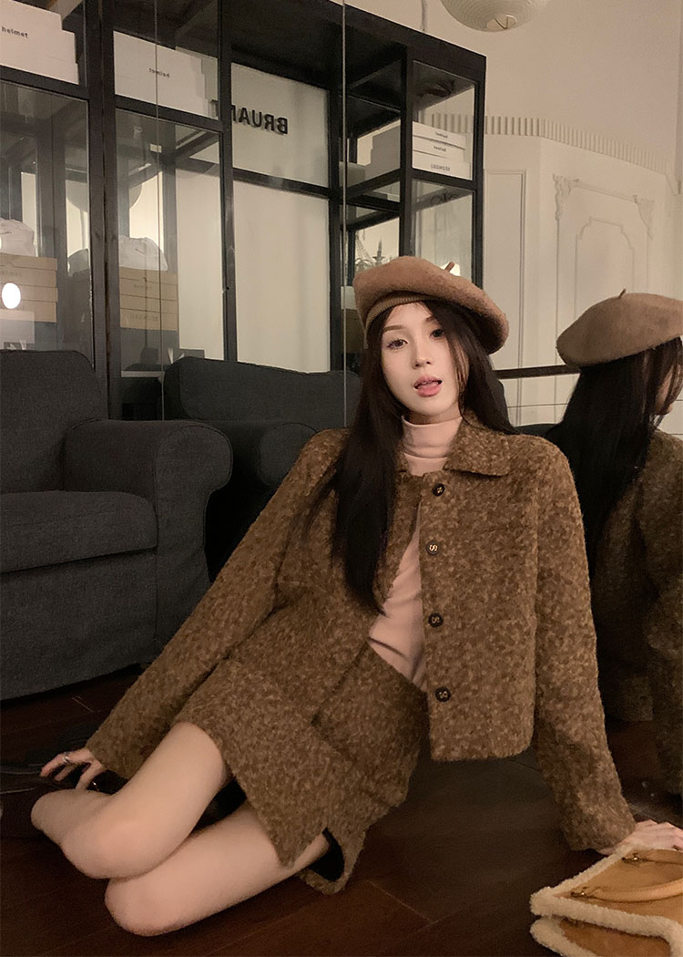 實拍 鬼馬少女秋冬韓chic小香暖呼呼時尚套裝外套+半身裙