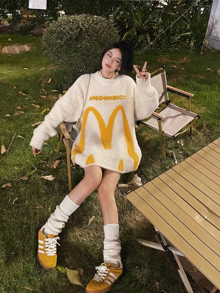 Double D 美式復古兔耳朵圓領毛衣女潮牌寬鬆休閒百搭情侶針織衫