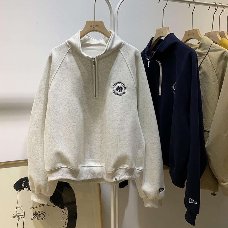 設計感重工刺繡帥氣減齡立領拉鏈套頭長袖短款高腰衛衣女外套上衣