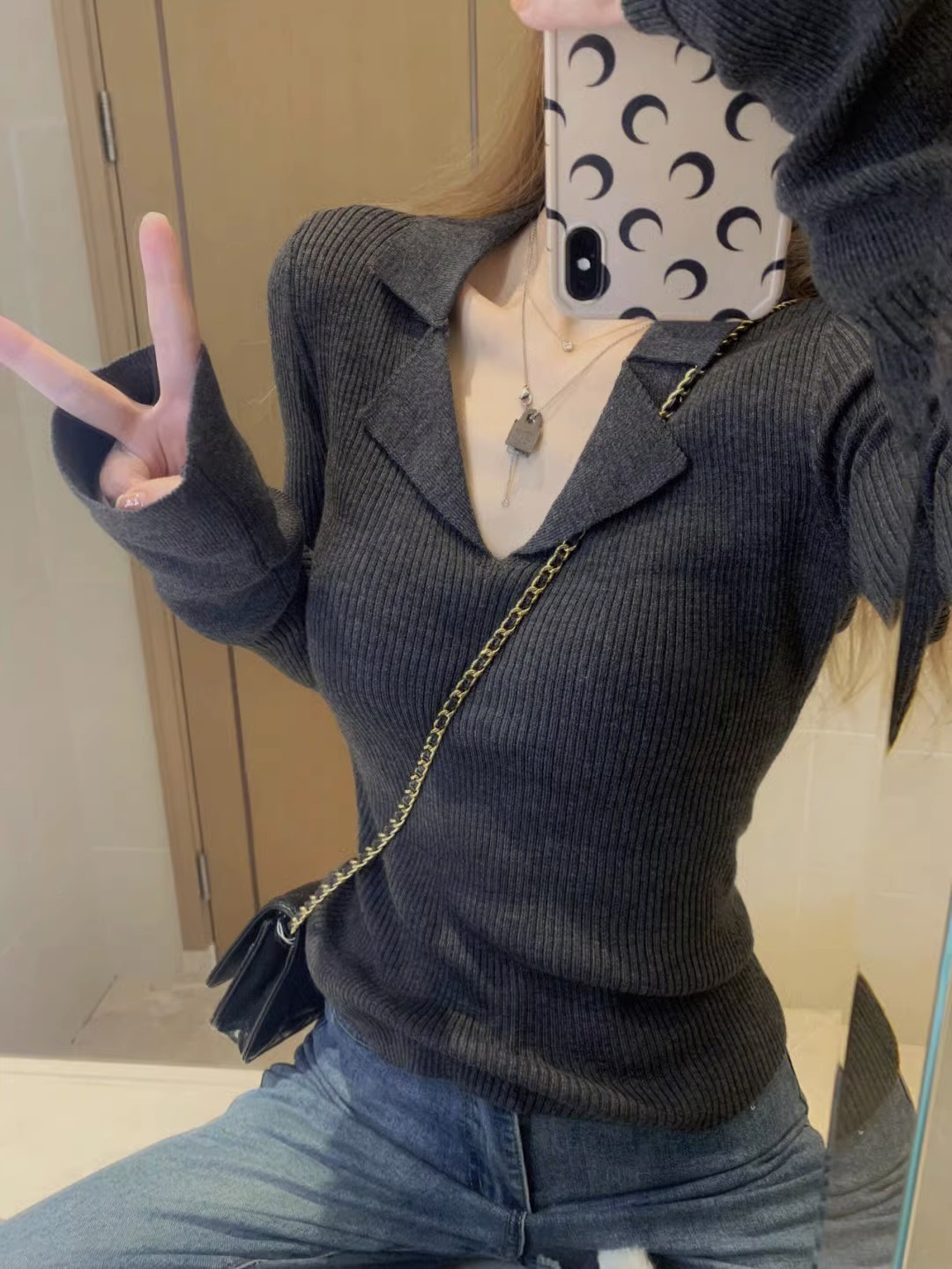 Core-spun yarn long-sleeved top sweater women's V-neck solid color bottoming shirt 2023 women's autumn and winter warm sweater