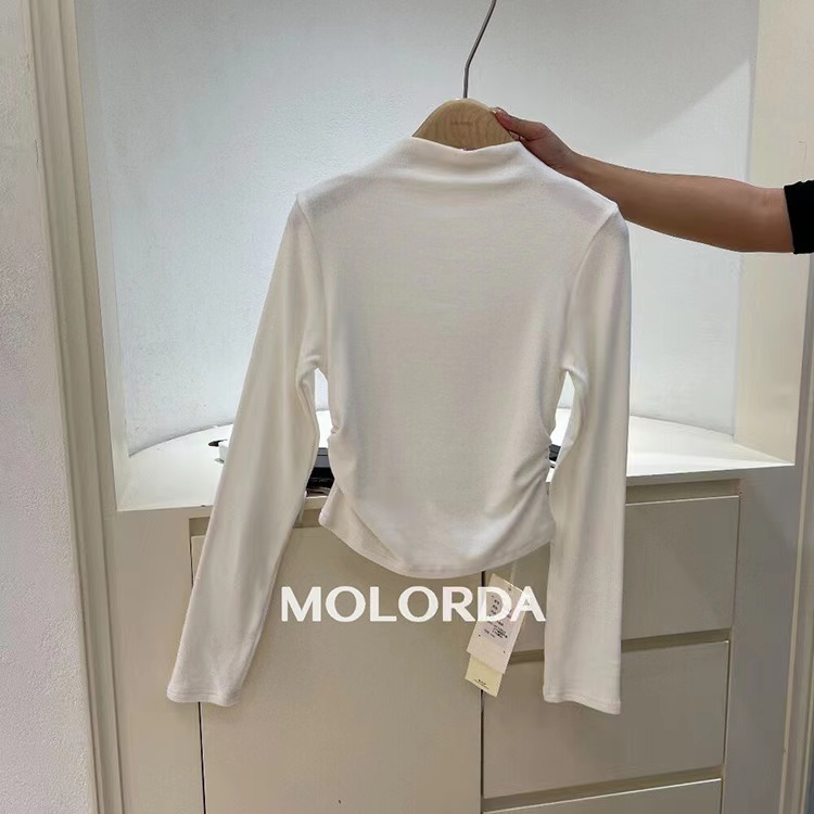 DB's new autumn and winter small turtleneck long-sleeved bottoming layered T-shirt for women small elastic slim pleated short top