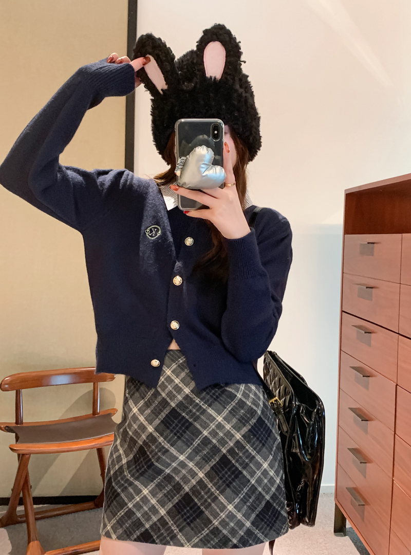 實拍 假兩件刺繡針織開衫女毛衣外套+高腰格子半身裙包臀短裙