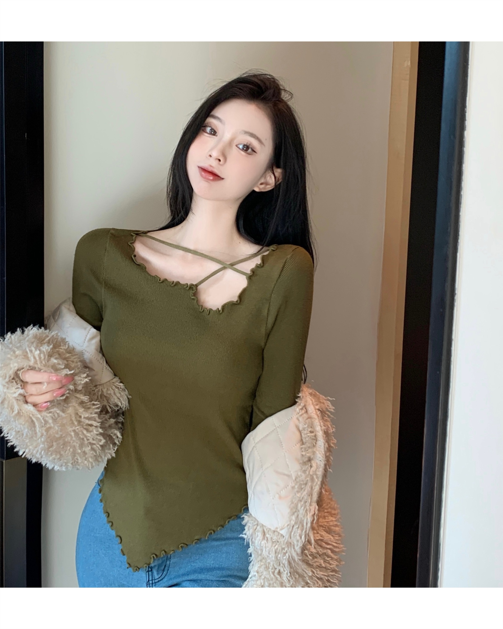 Actual shot~Autumn and winter style foreign-style irregular collarbone top sweater knitted bottoming shirt for women
