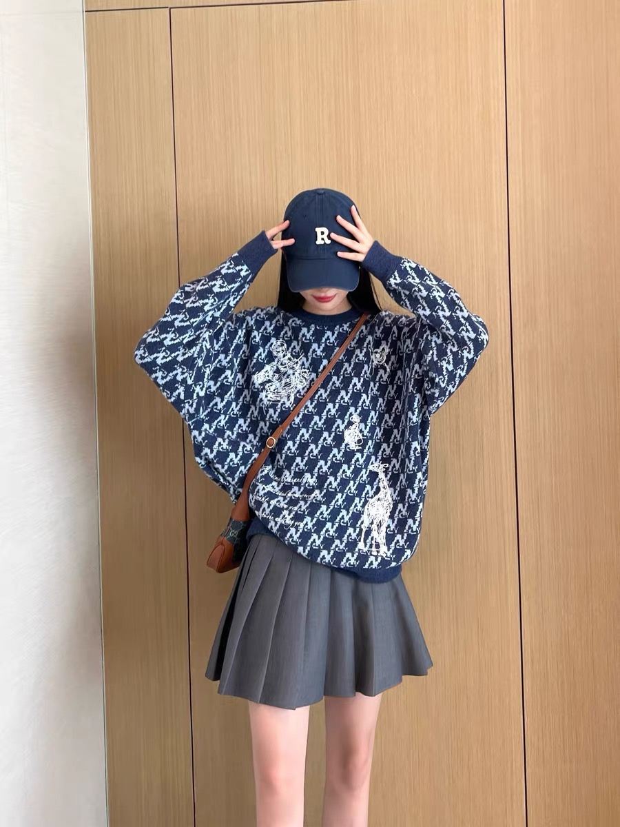 NancyCavally博主腔調 100羊毛 滿印字母走線感動物刺繡針織毛衣