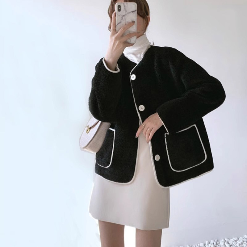 秋冬羊羔毛外套女高級感炸街2023新溫柔韓系慵懶棒球服