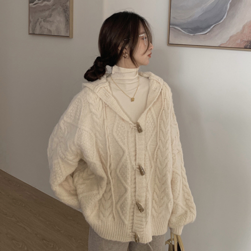 Knitted cardigan jacket for women spring and autumn loose outer wear  new design Korean style gentle lazy style sweater