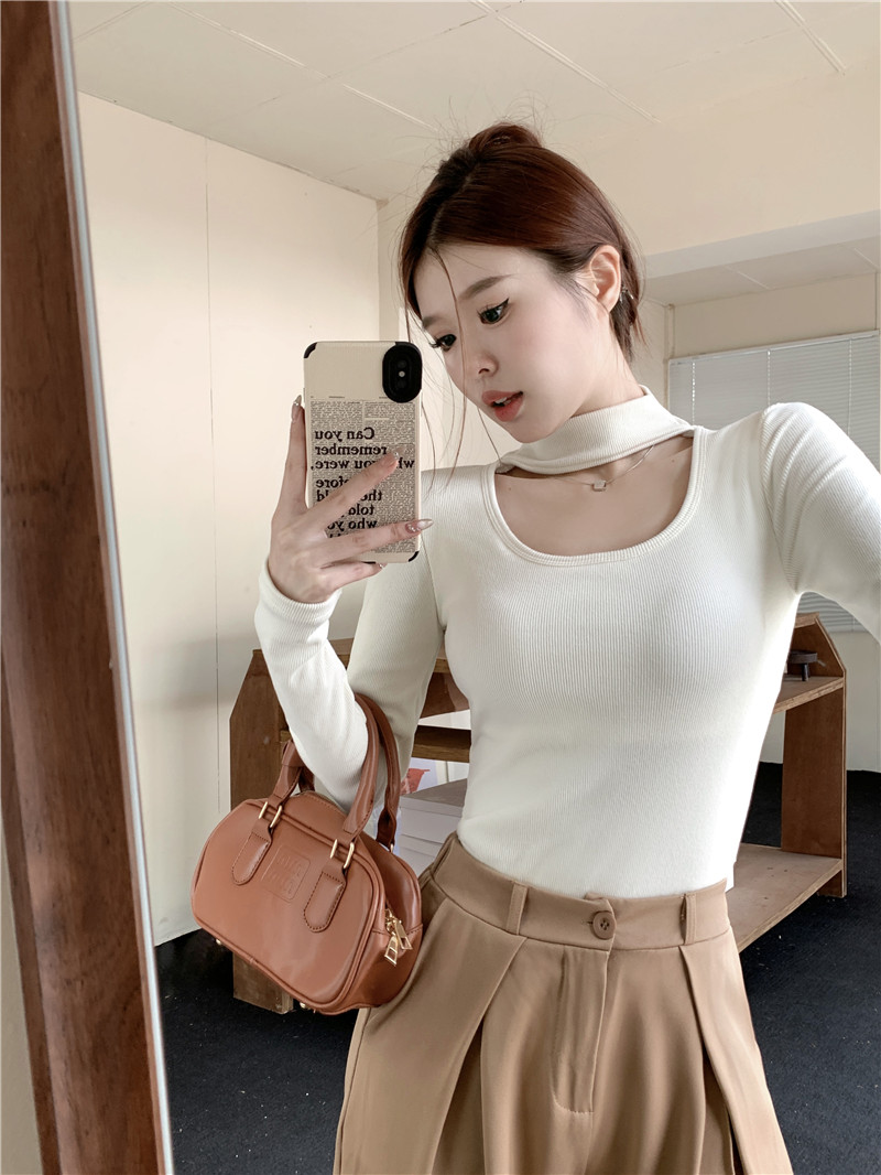 實拍~秋冬設計感半高領掛脖長袖加絨保暖上衣女帶胸墊